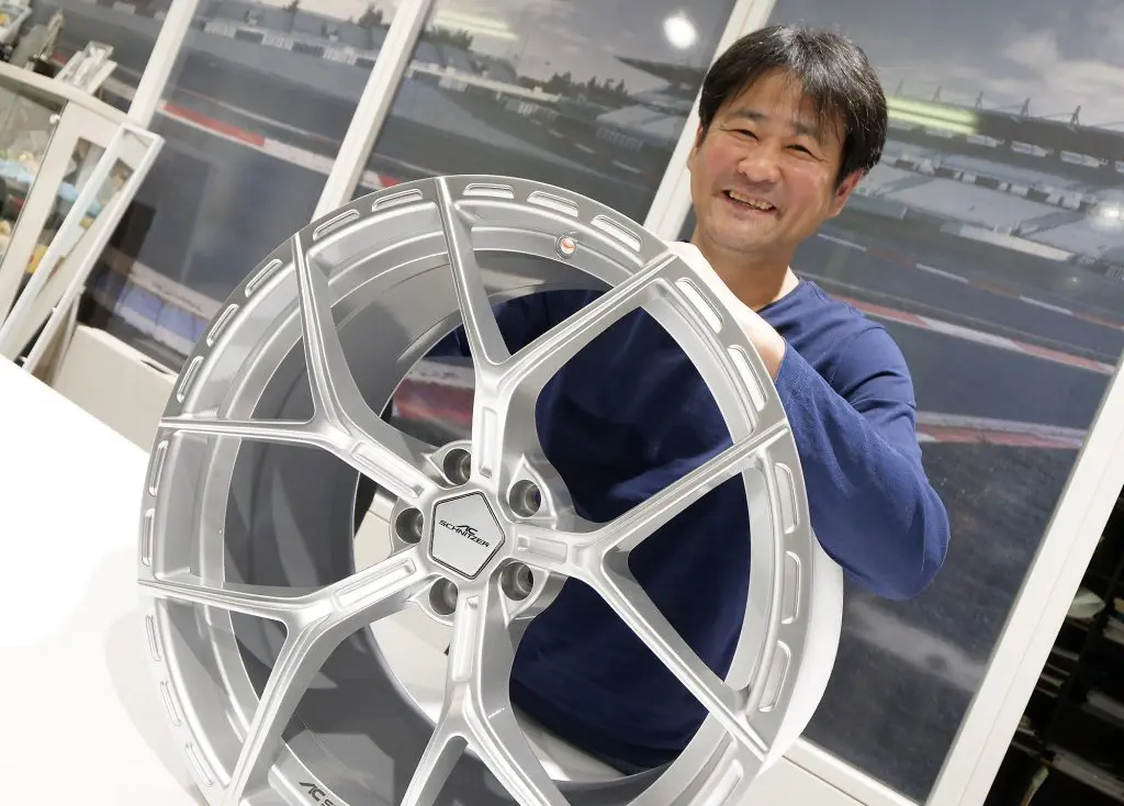 BMWを知り尽くした名門 AC Schnitzer 限定なキャンペーン。速いもの
