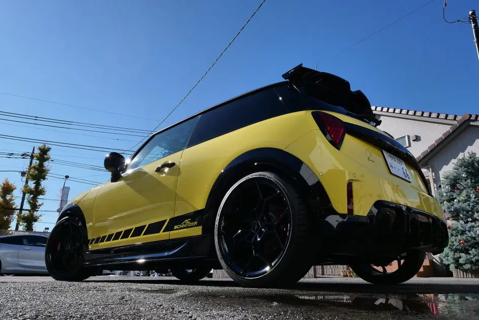 東京店 ADVENTさん】美しさと速さの両立。AC SCHNITZERが魅せるBMW