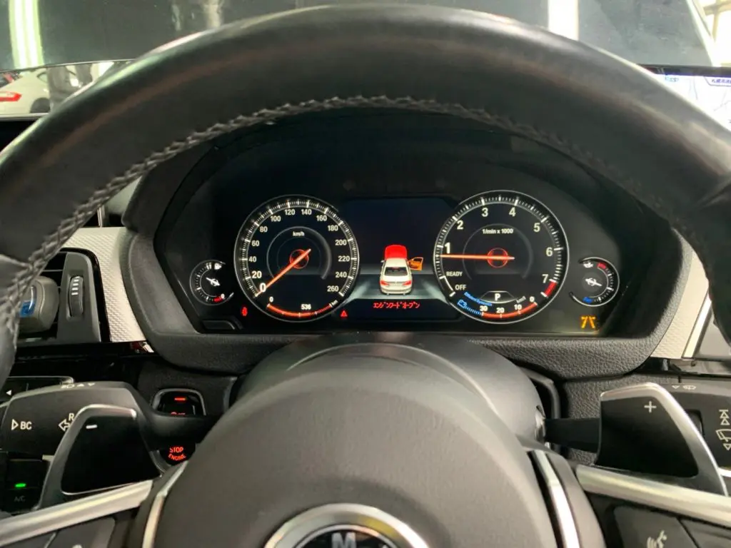 BMW３シリーズ 純正液晶メーター BMW３シリーズ 純正液晶メーター