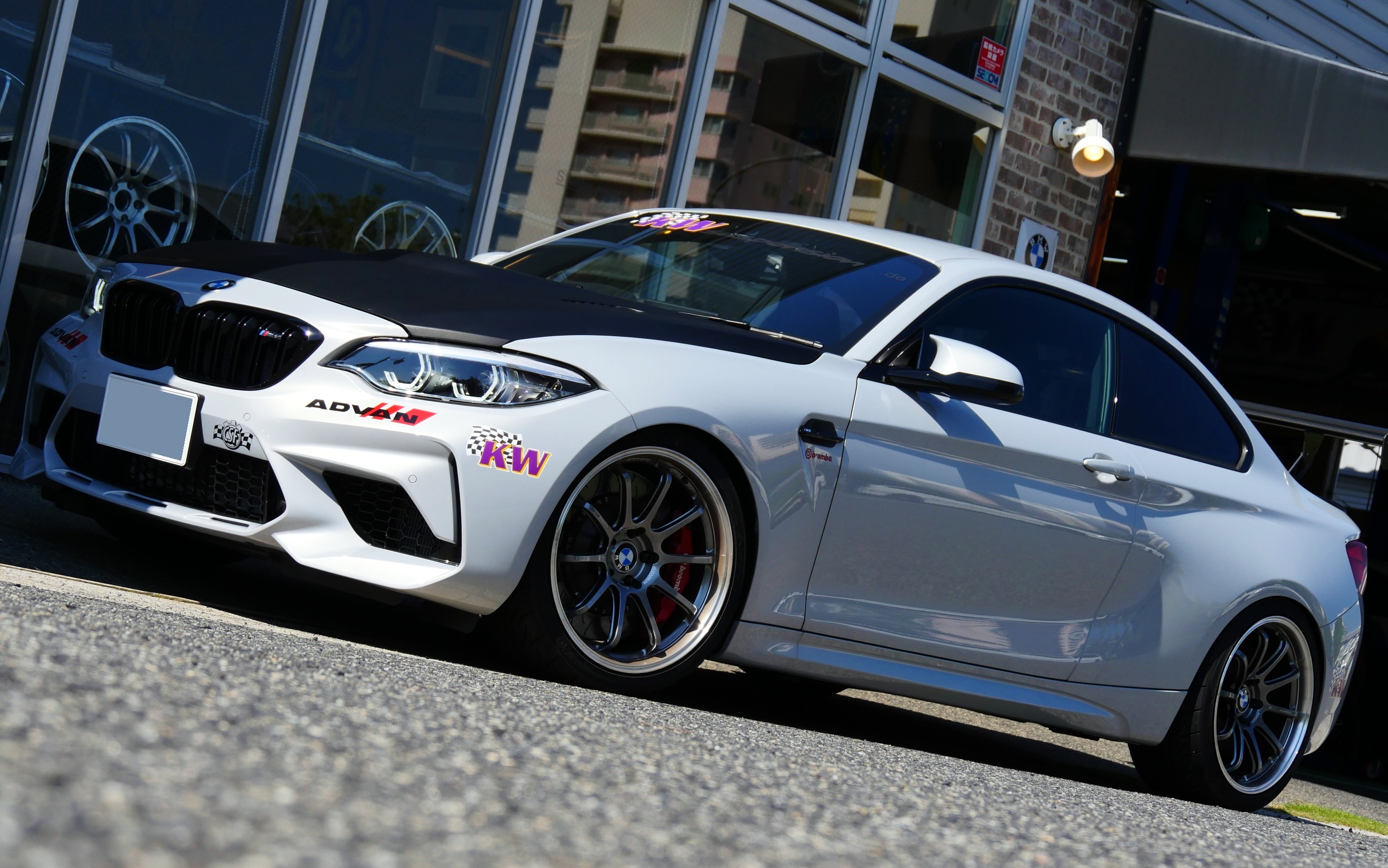 2019.7.12-RECARO-KW-AKRAPOVIC-