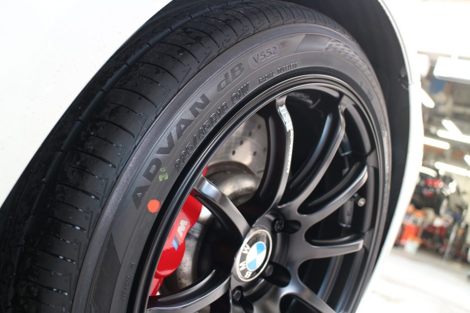 通販正規店】 YOKOHAMA ヨコハマ アドバン dB V552 225/40R18 92W XL タイヤ単品1本価格 フジタイヤ 通販  PayPayモール