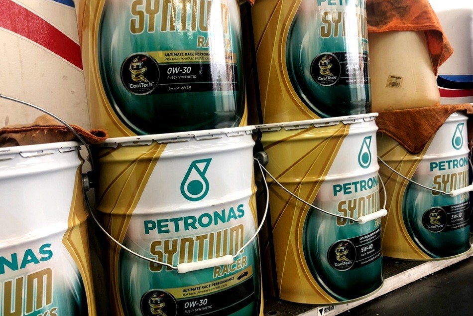 PETRONASエンジンオイル