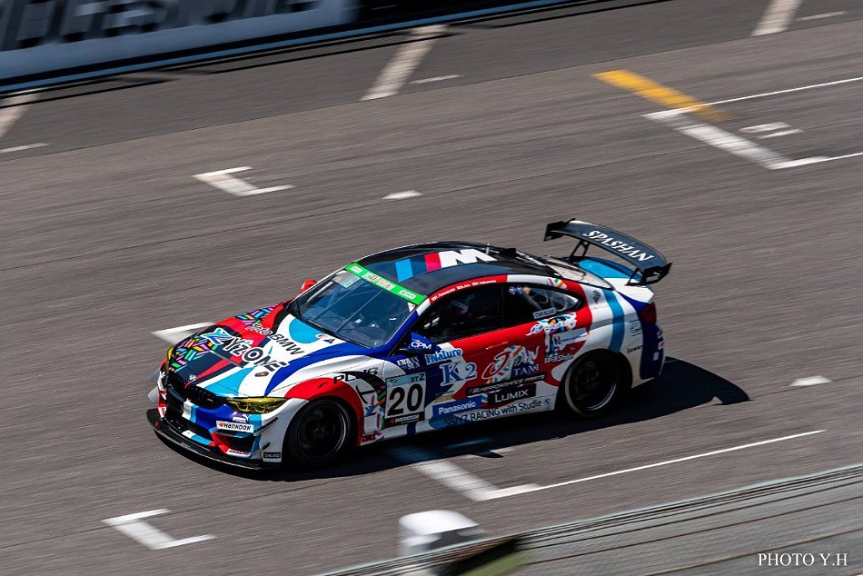 S耐鈴鹿ホームストレート
