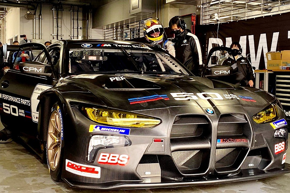 BMWM4GT3シェイクダウン