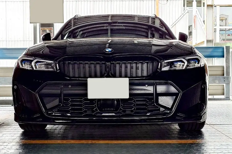 3シリーズG202020フロントバンパーリップチンスポイラーに適したフロントスポイラー、ABSカーボンファイバースタイルのフロントバンパーリップスポイラーボディ 3 個 MP スタイル G20 車のフロントバンパーリップスポイラー