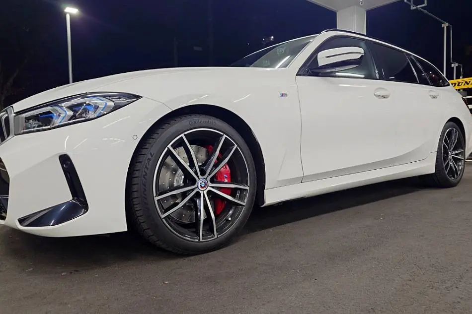 BMW M Performanceブレーキキットで制動力も見た目もグレードアップ