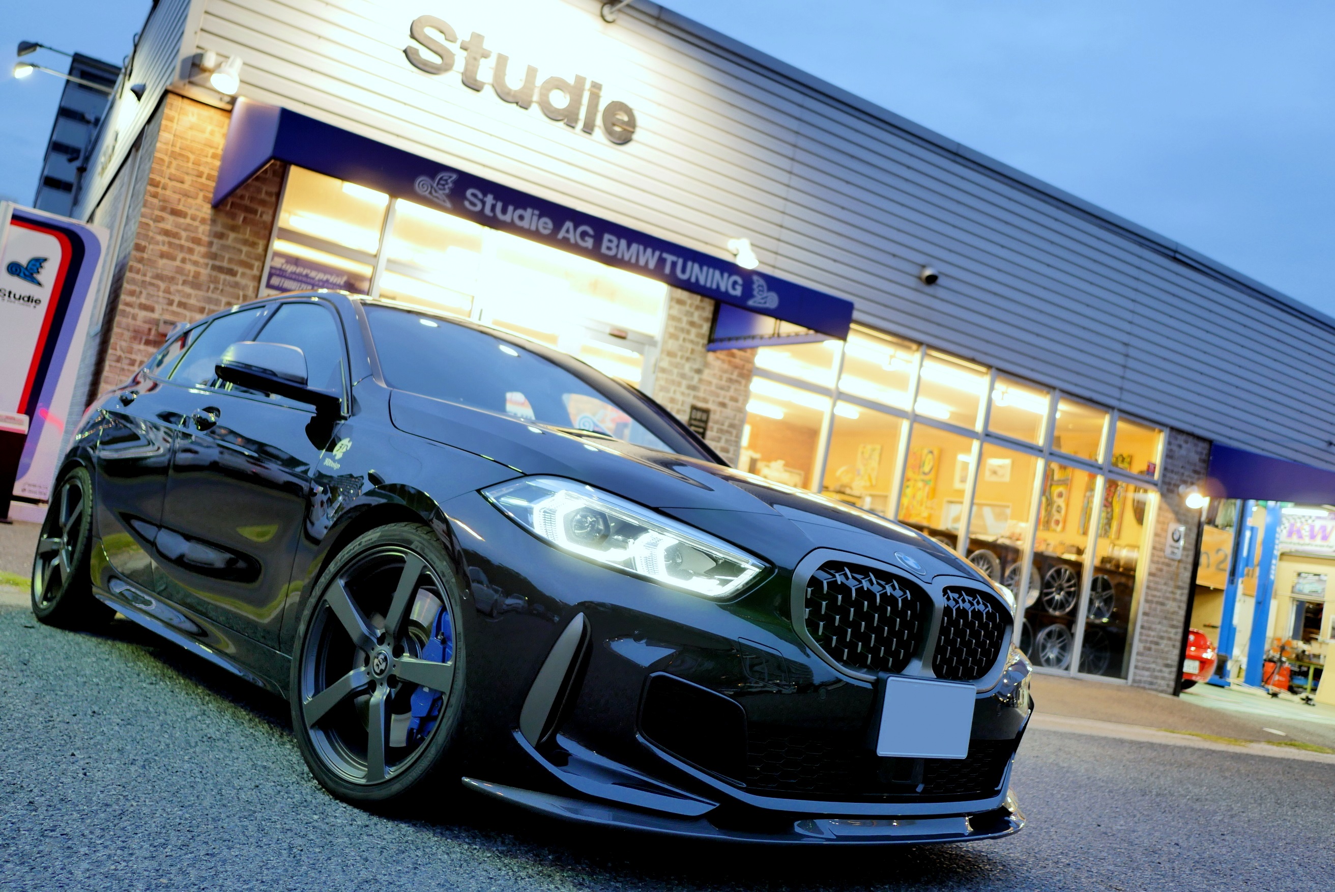 3D Designデモカー！BMW F40 M135ix展示中です♪ | Studie[スタディ]