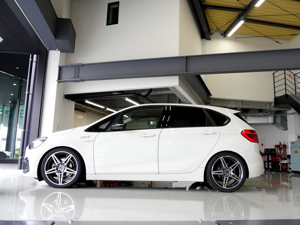 Salon de Studie AG +FUKUOKA- ACシュニッツァー AC1 BMW F45