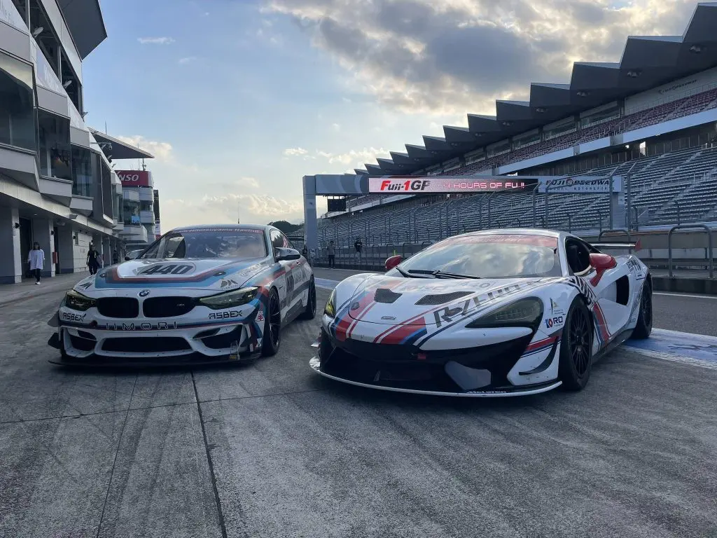 FUJI-1GP 4Hレース IIMORI with R ZERO RACING BMW & McLaren