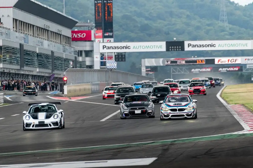 FUJI-1GP 4Hレース IIMORI with R ZERO RACING BMW & McLaren