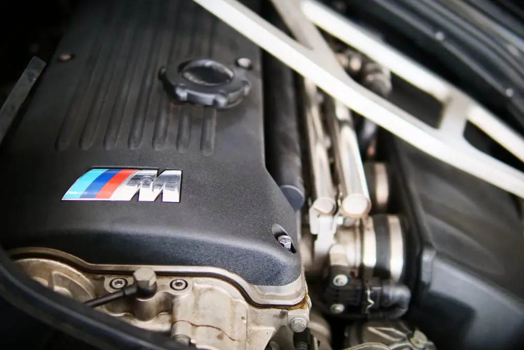 品物追加)BMW E46 エンジン周りのメンテナンス部品一式 NEWING STOCK