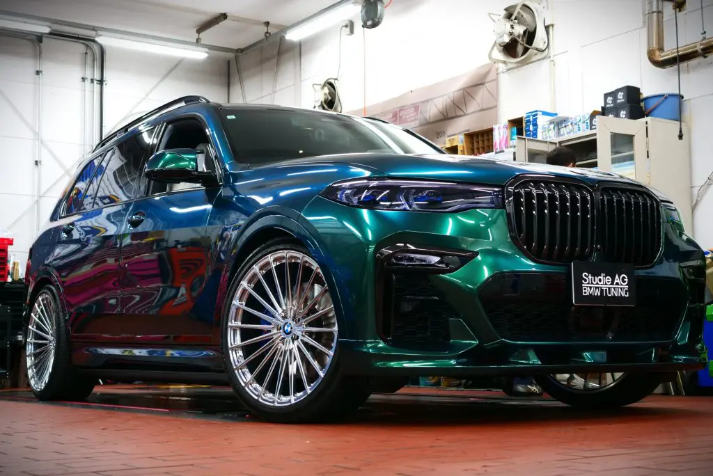 ⭐︎ボヘミヤーン⭐︎ 爆変！BMW G07X7を大胆イメージチェンジっ！ | Studie[スタディ]