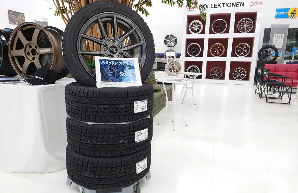 ヒデ、スタッドレスタイヤ BDM-1 BDM-2 215/65 R16 ヒデ様専用、スタッドレスタイヤ BDM-1 BDM-2 215/65 R16 ブリヂストン
