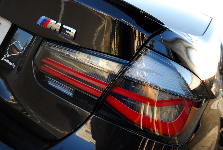 BMW M PERFORANCEのテールライトでリアをCOOLに! | Studie[スタディ]