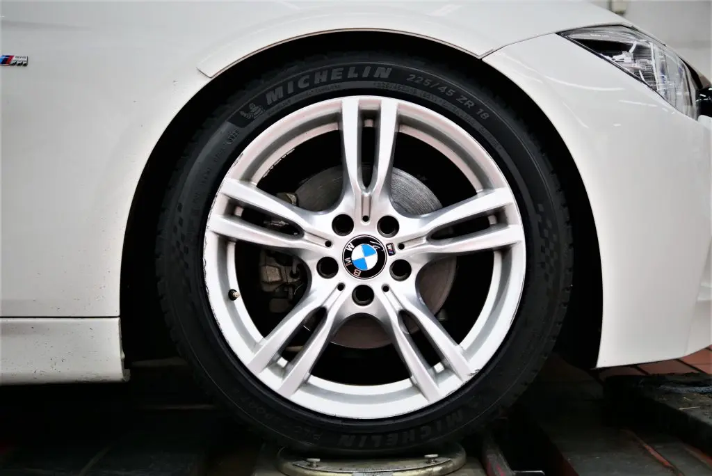 BMW F30 F31 Mスポーツ ミシュランパイロットスポーツレーヒエウ スタースポーク400M】BMW F30 F31 3シリーズ Mスポーツ 純正