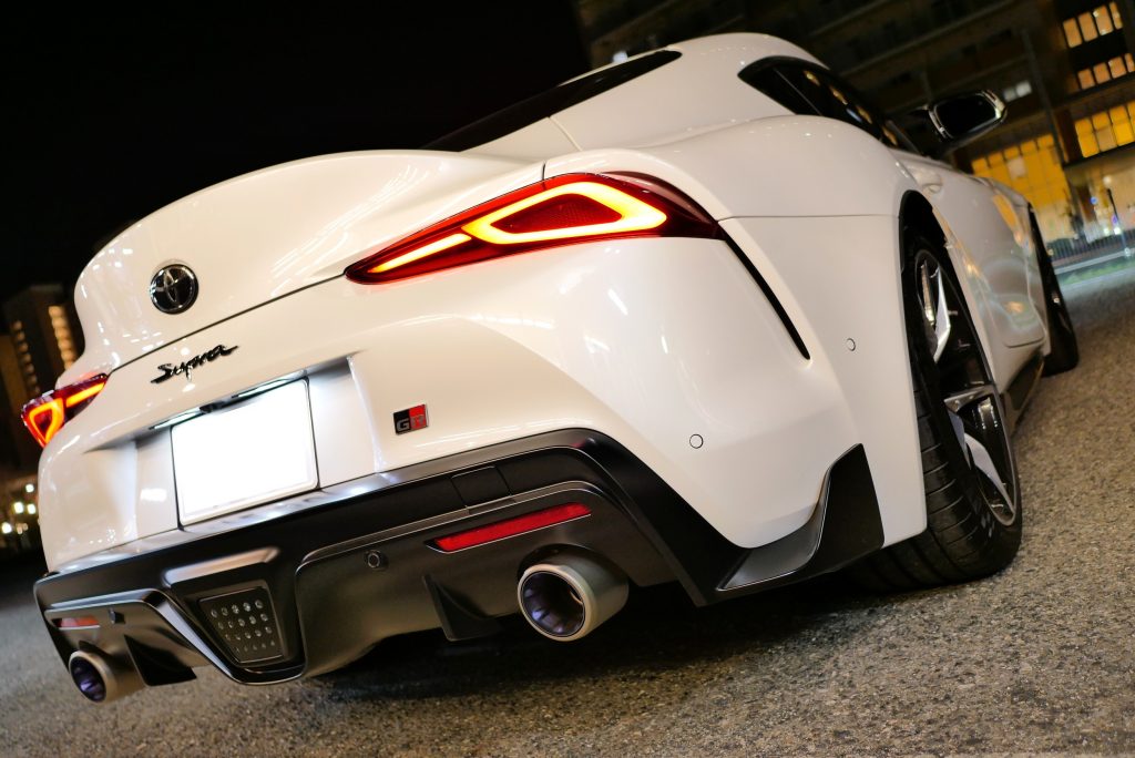 TOYOTA A90 SUPRA RZ
AKRAPOVIC