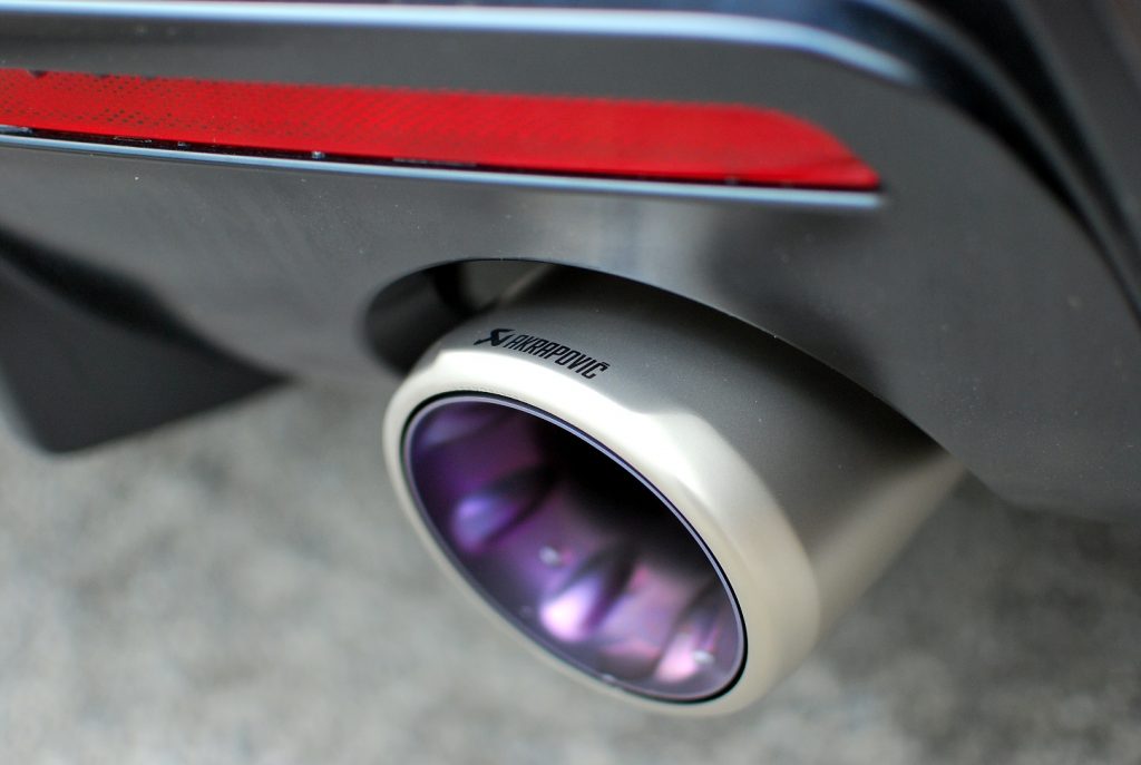 AKRAPOVIC