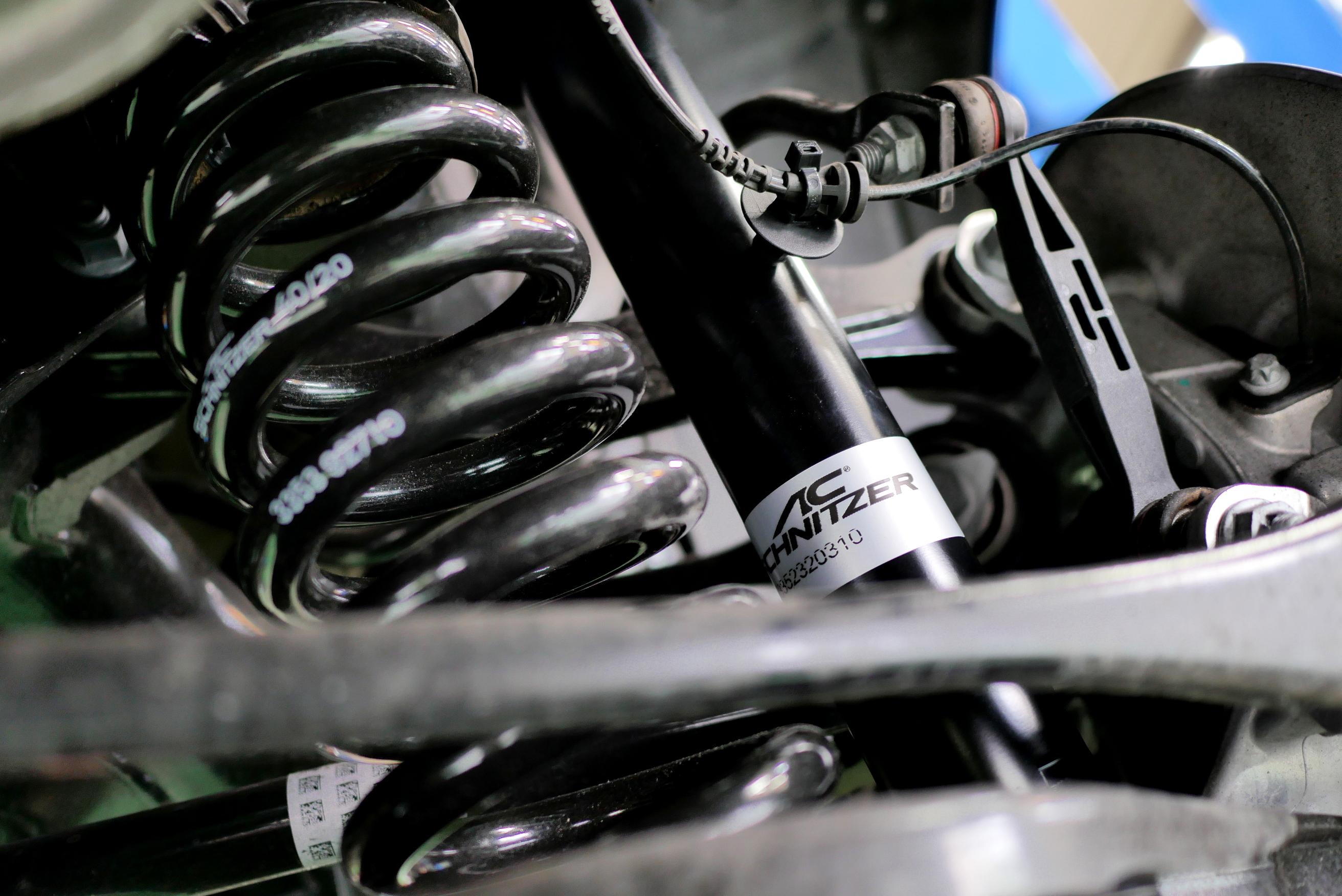 超絶品！AC SCHNITZERサスペンションKITをBMW G21ツーリングに(^_-)