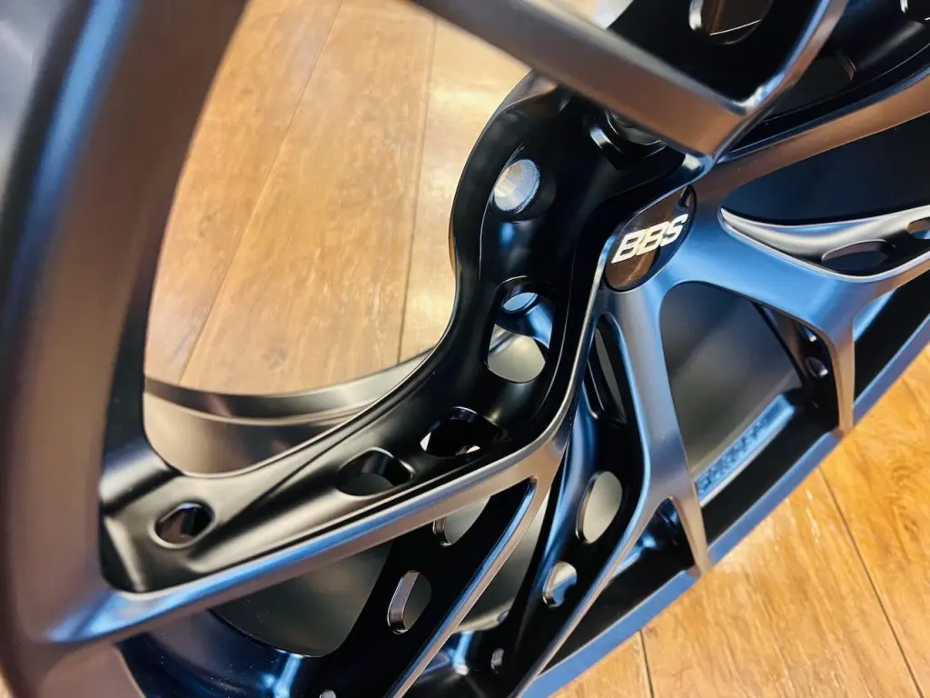 BBS新作 FI-R EVO が発表されました！BMW G系Mモデル用発売＆御予約
