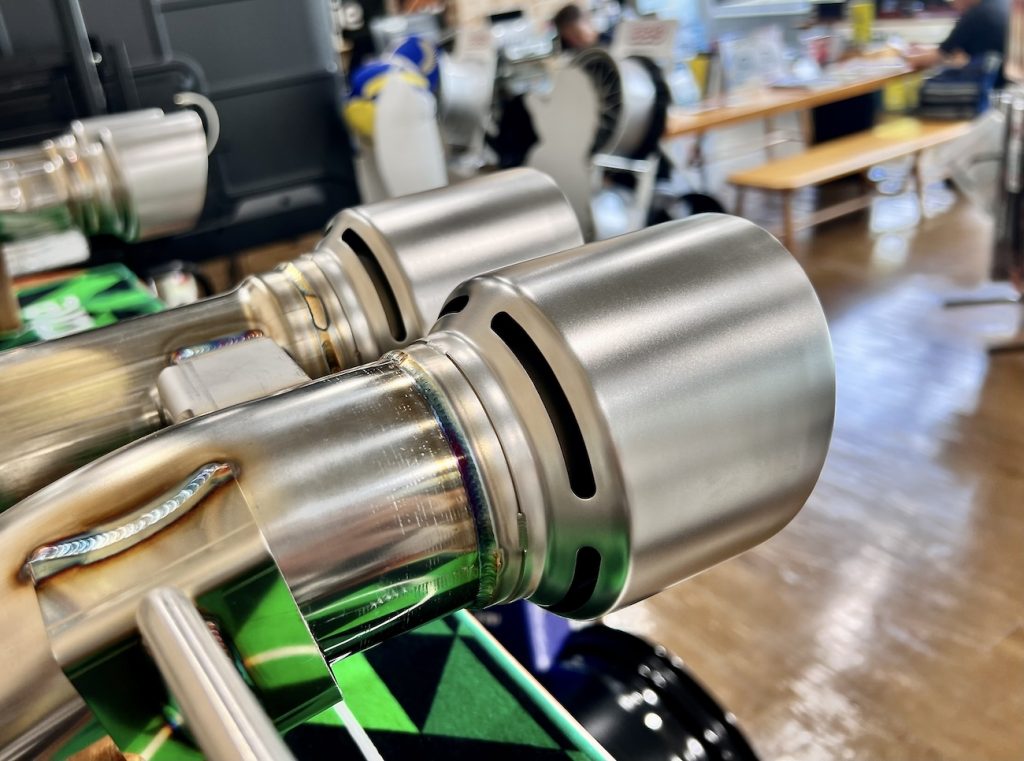 BMW_HKSTUDIE_EXHAUST_Studie_yokohama_IMG_9442.jpg