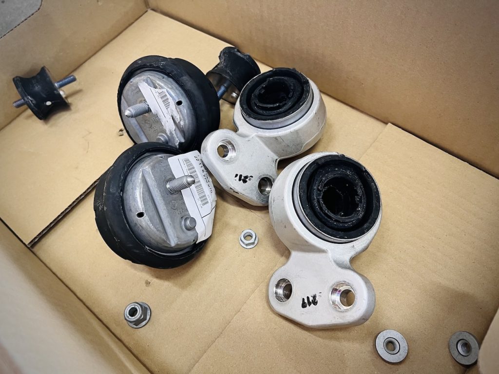 BMW_SACHS_Studie_AG_BMW_SUSPENTION_SACHS_E46_IMG_5835.jpg