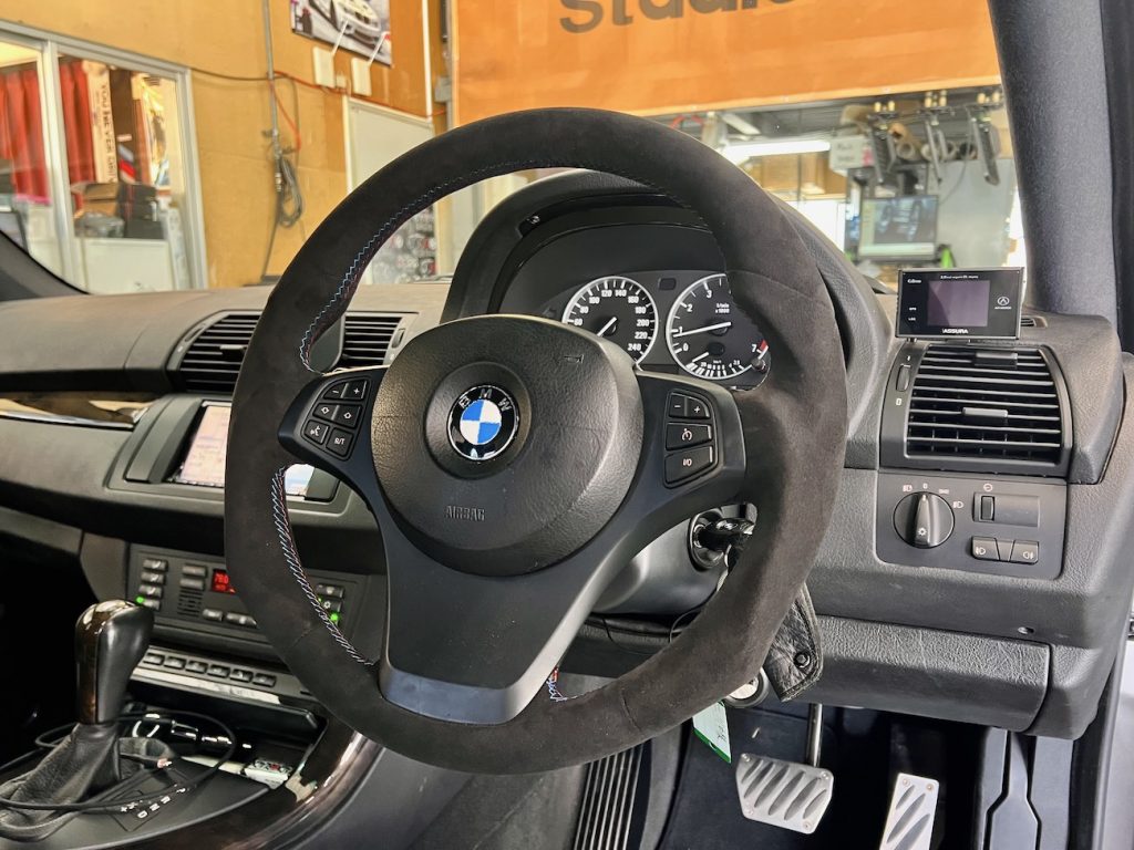 BMW_Studie_AG_BMW_X5_E53_maintenance_VERSPIELT_IMG_17391