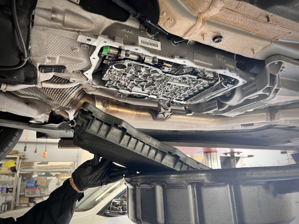 BMW_Studie_AG_YOKOHAMA_8series_maintenance_IMG_9596.jpeg