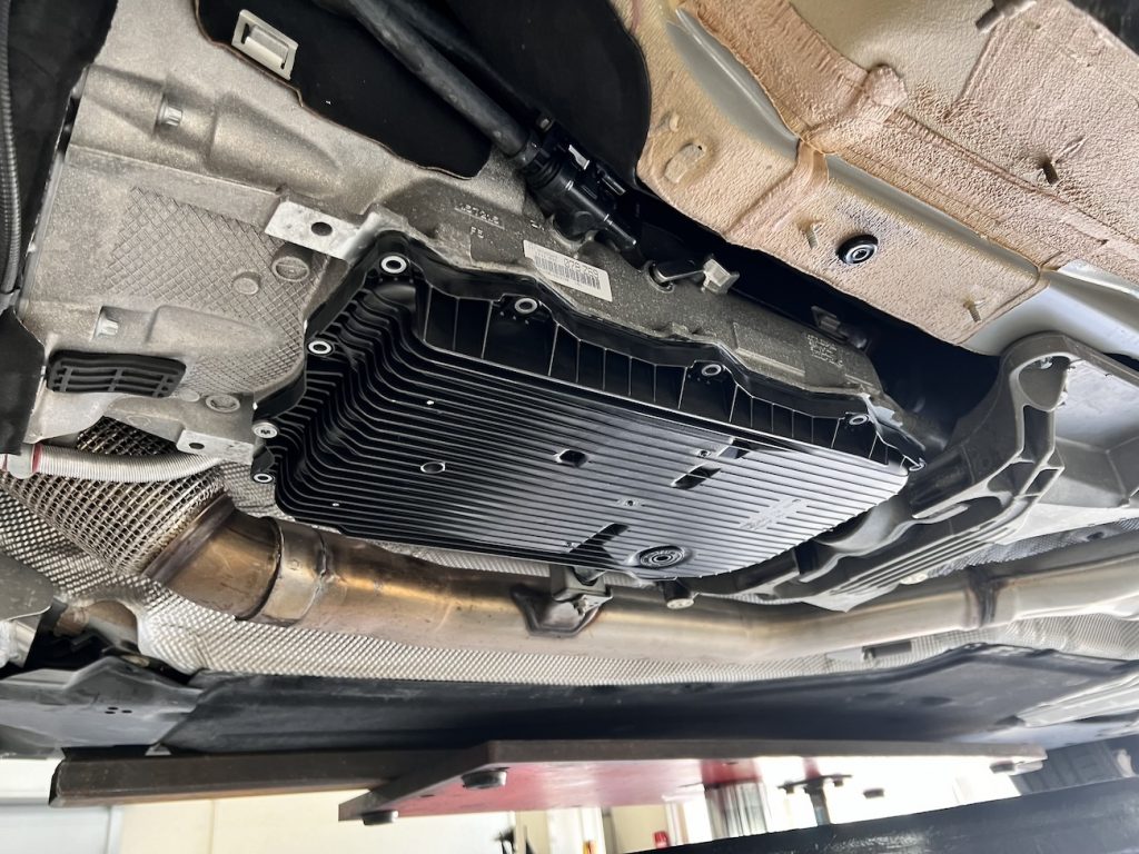 BMW_Studie_AG_YOKOHAMA_8series_maintenance_IMG_9596.jpeg