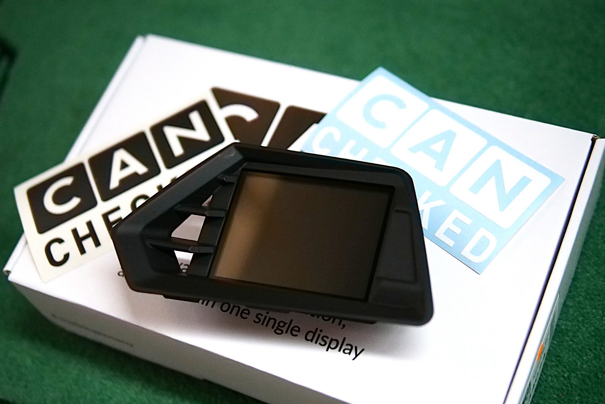 車両情報が一目でわかる【CAN CHECKED】をBMW G87M2にスマートインストールっ！ | Studie[スタディ]