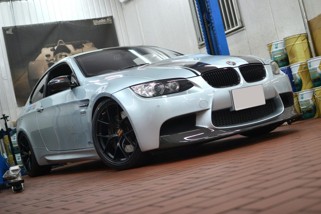 BMW M3（E92）にBBSジュラルミン鍛造RI-Dを履いてみた！マットブラック ...