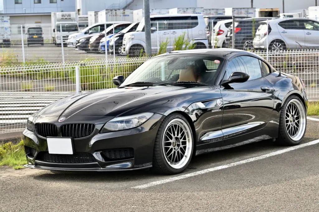 こんだけParts満載な Special BMW Z4をCARSALESに出すべく準備中ですー 