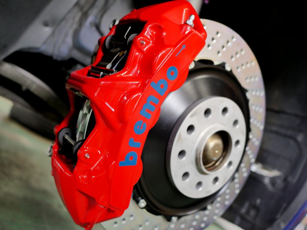 BMW E86 Z4M coupe brembo Studie