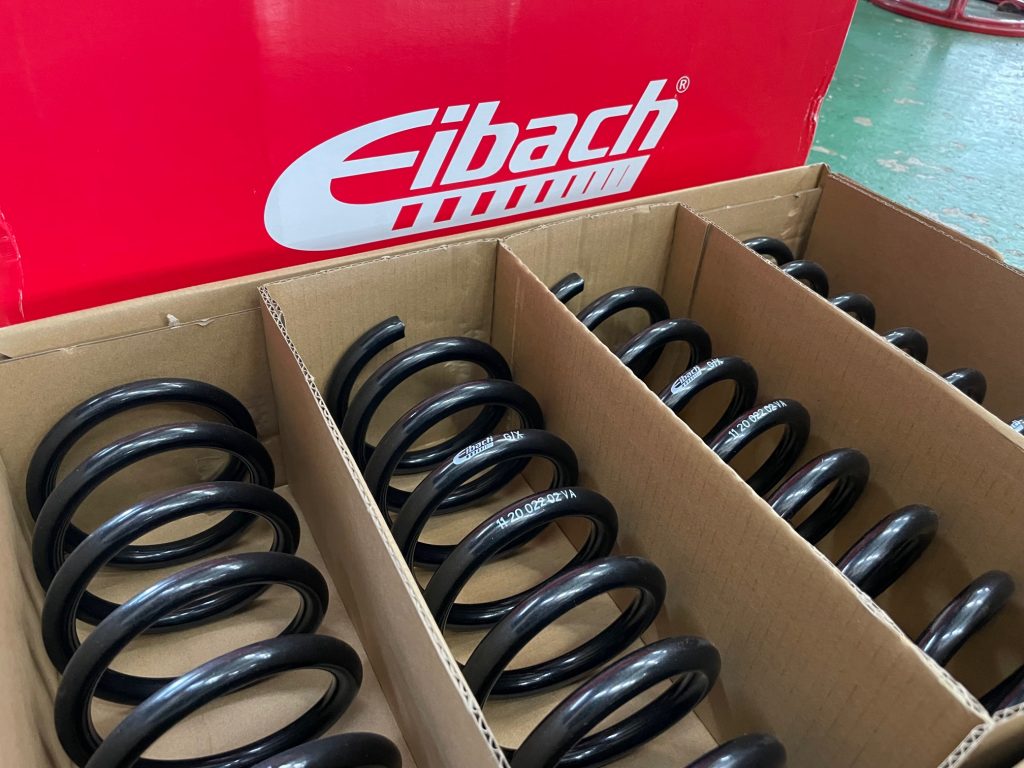 Eibach ダウンスプリング　サバーバン