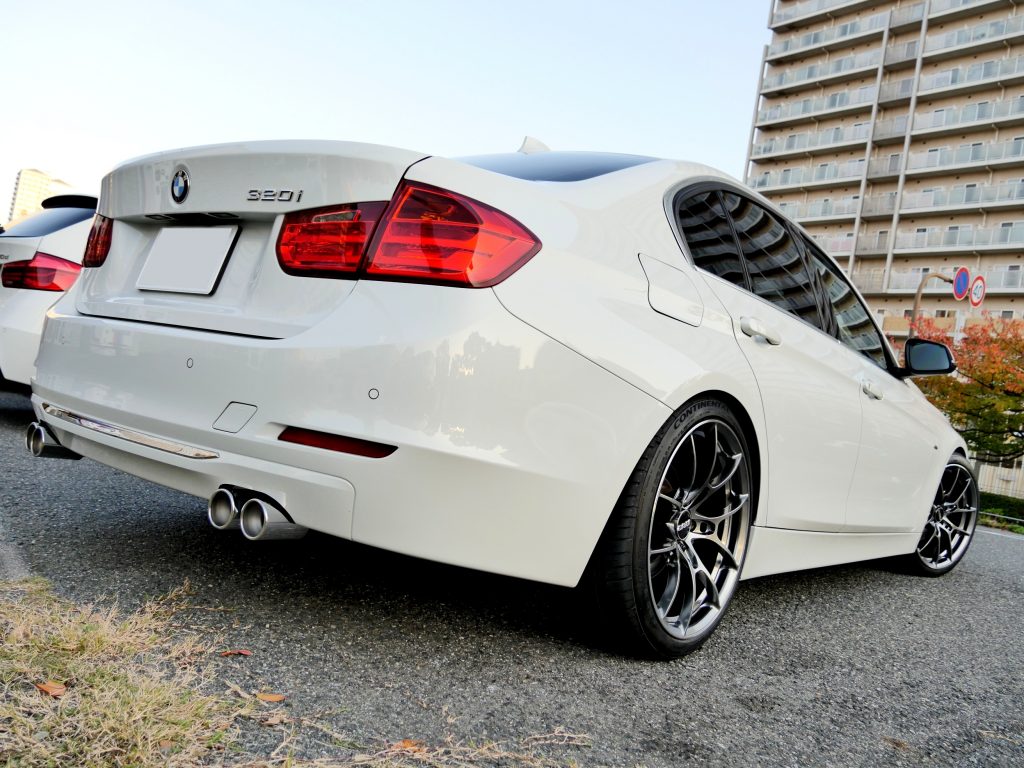 RAYS VOLK Racing G025 FD 19インチ
 BMW F30 320i Luxury