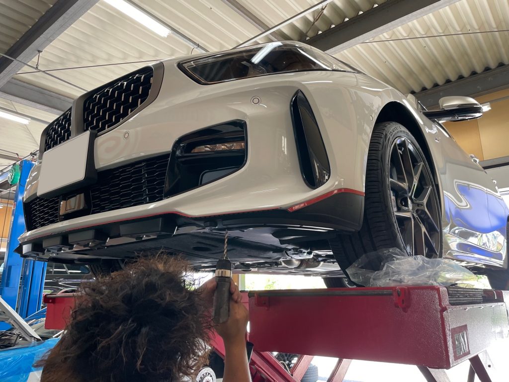 BMW F40 118iにBMW M Performance!