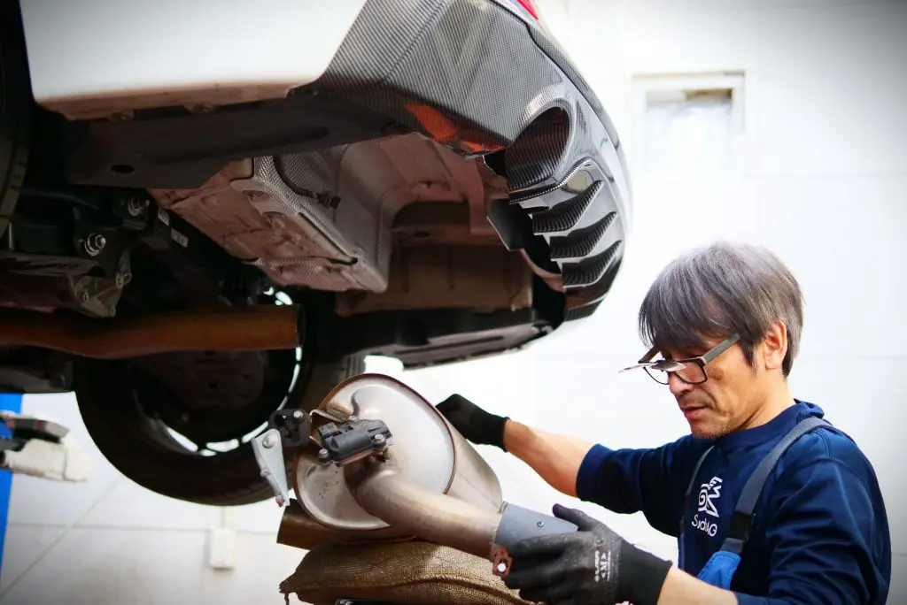 BMW用のラインアップも豊富で人気のREMUSスポーツマフラーをF22