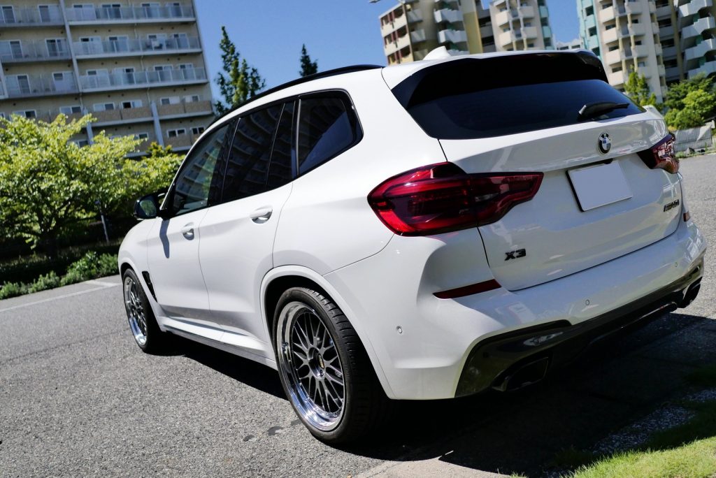 BMW G01X3 M40iにBBS LMの21インチ
カラーはDB-BKBDダイヤモンドブラックブラックブライトダイヤカット