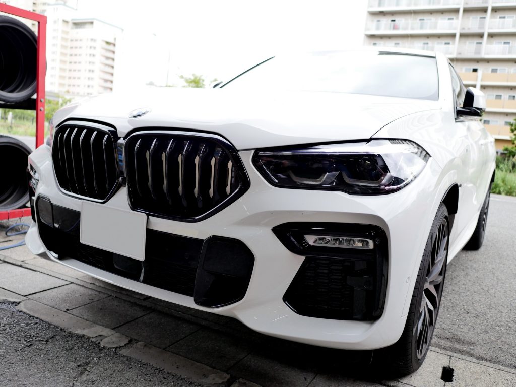 BMW X6 G06 ブラックキドニーグリル