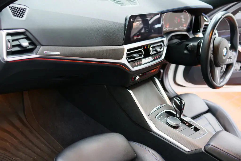 G20/3SeriesのインテリアをM PERFORMANCE PARTSでアップグレード G20/3SeriesのインテリアをM PERFORMANCE PARTSでアップグレード
