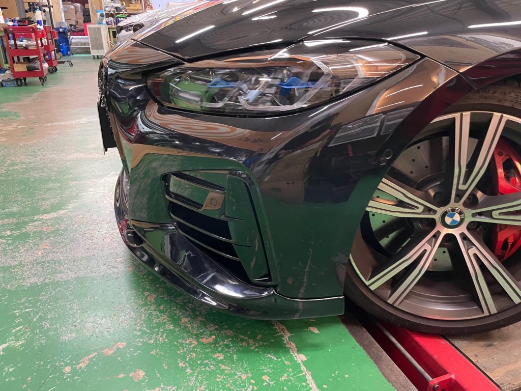 BMW G22 M440i!3D Designフロントリップスポイラーで更に鋭さアップ!
