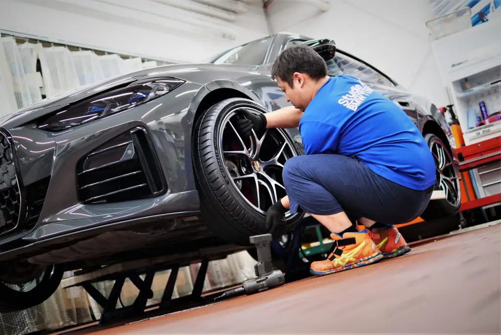 BMW G26/4シリーズグランクーペにKing Of Wheel 「BBS RI-D」が