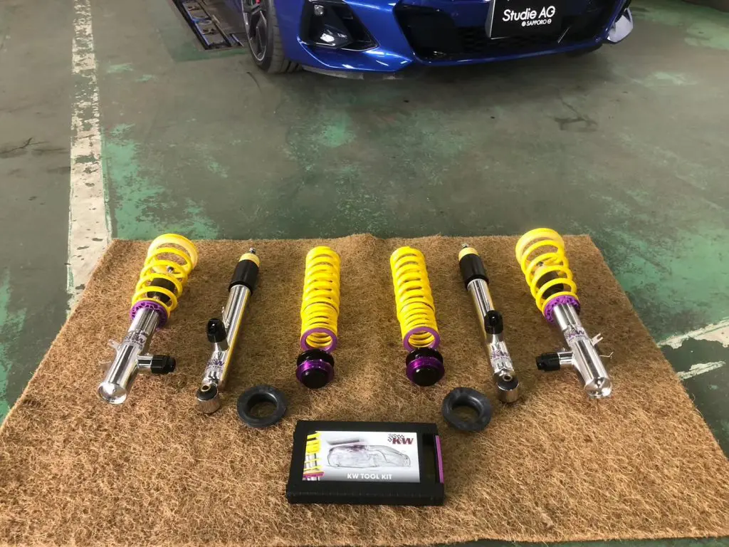 KW V3を車内でコントロールするイメージ「DDC」BMW純正電子制御