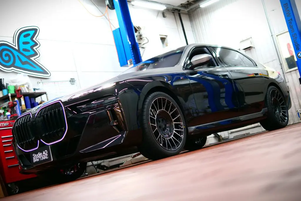 BMW G70/7seriesにBC FORGED「GW-A02」22インチをインストール 