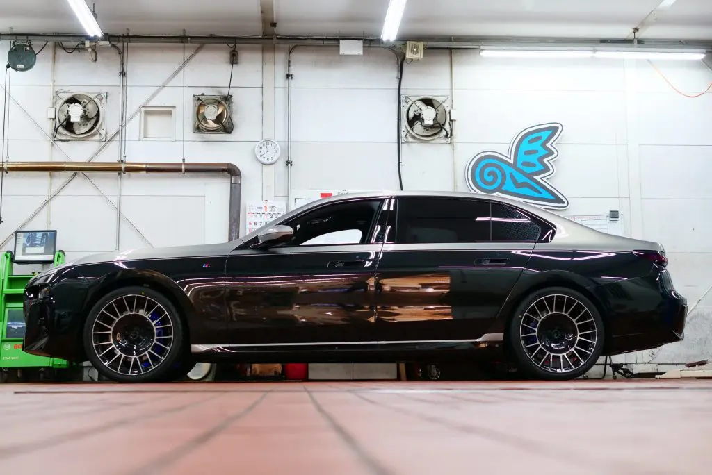 BMW G70/7seriesにBC FORGED「GW-A02」22インチをインストール