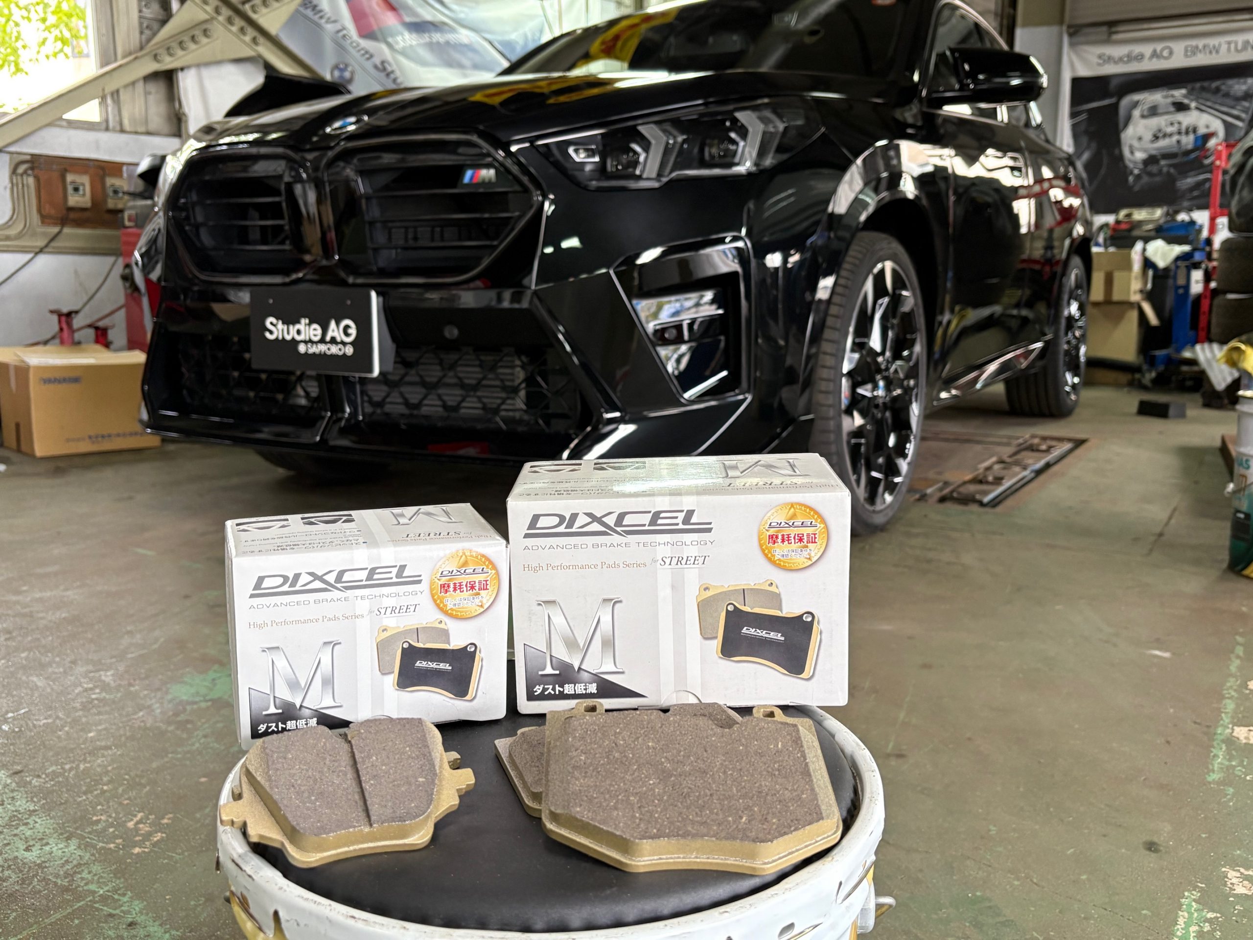 気になるBMWのブレーキダスト汚れにDIXCEL 低ダストブレーキ
