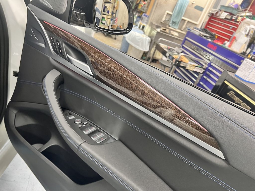 bmw_studie_ag_bmw_interiarapping_IMG_1029.jpeg