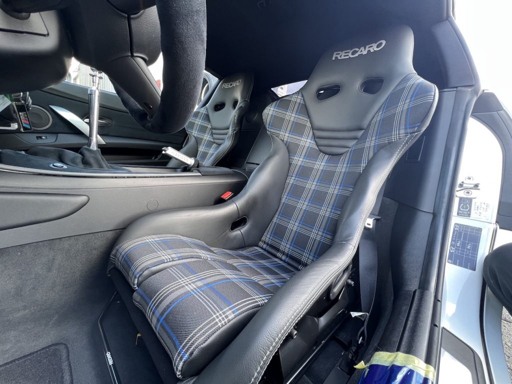 bmw_studie_recaro_newing_