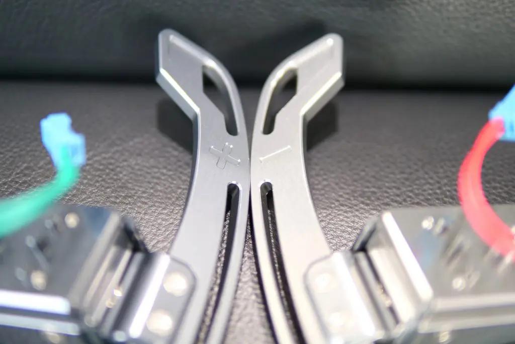 【satophd】速達 新商品入荷っ！ MAED Magnetic Billet Shift Paddlesでレーシング