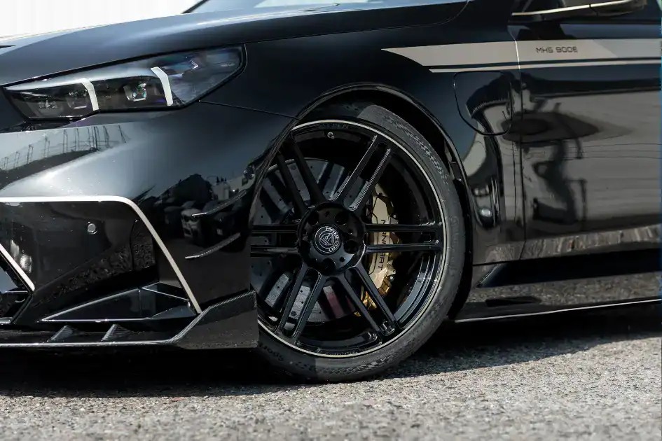 bmw_studie_ag_manhart_mh5_900e_bmw_g90_m5