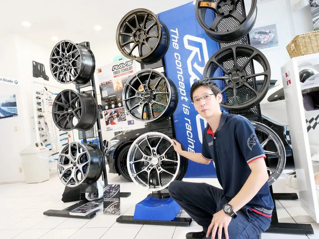 希少品　非売品　切り子クリスタル　創価学会SGI池田会長より海外メンバーに授与 maxresdefault.jpg